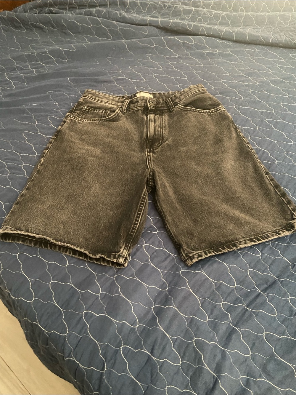 Pull&Bear Men's Black Acid Wash Denim Shorts
